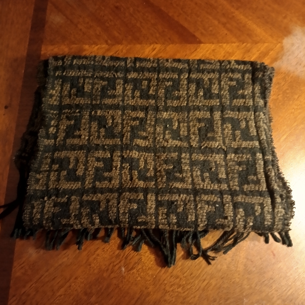 Brown and Black Patterned Scarf - Picture 9 of 10